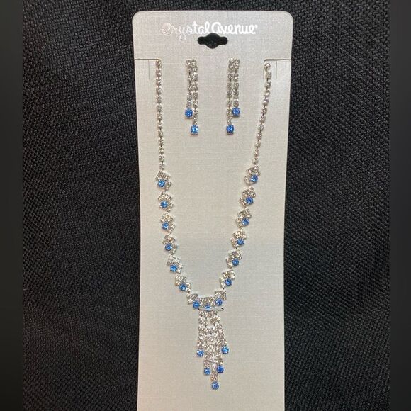 Women's Silver Crystal Bling Necklace And Earrings set. Fully adjustable to 22” - Picture 1 of 5